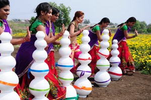 B Tech Love Story Movie New Gallery